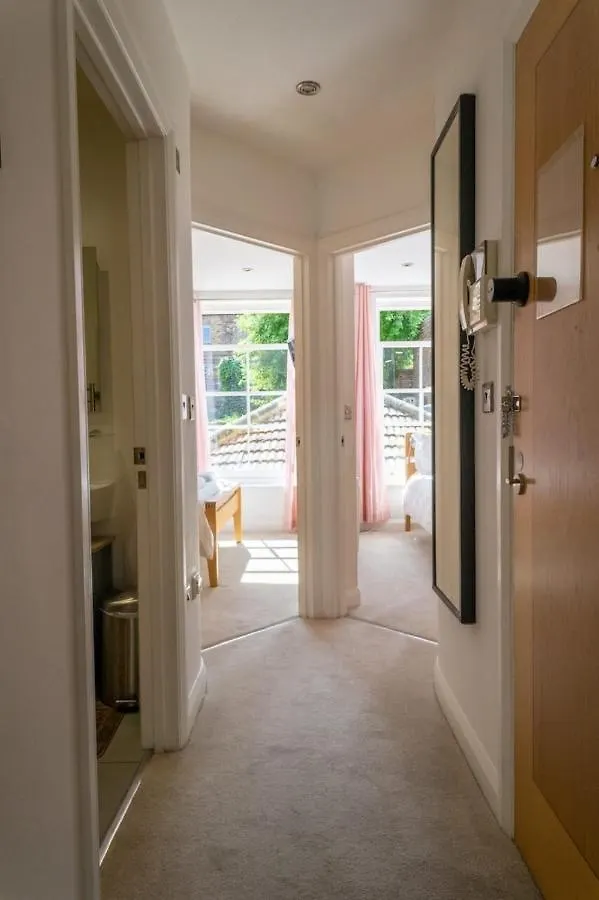 Trendy & Central 2Bd Flat -Brick Lane Shoreditch! Лондон