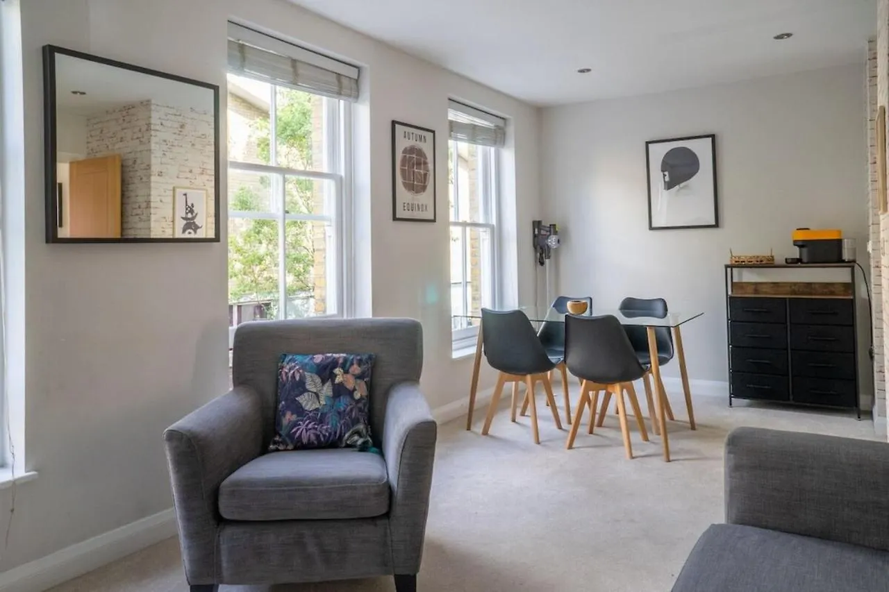 Trendy & Central 2Bd Flat -Brick Lane Shoreditch! Лондон