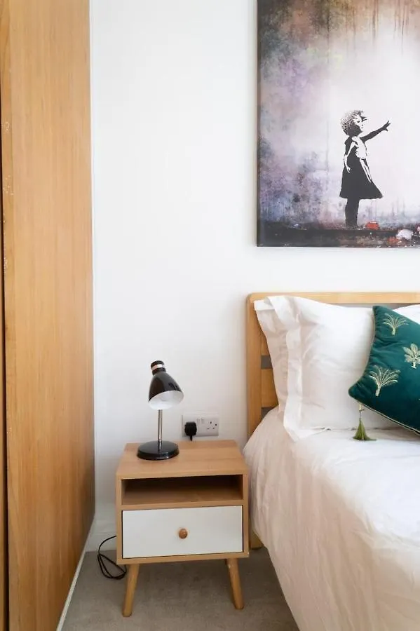 Trendy & Central 2Bd Flat -Brick Lane Shoreditch! Лондон 0*,