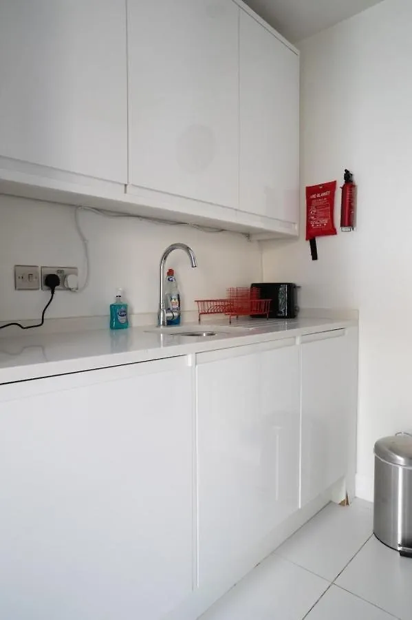 Апартаменты Trendy & Central 2Bd Flat -Brick Lane Shoreditch! Лондон